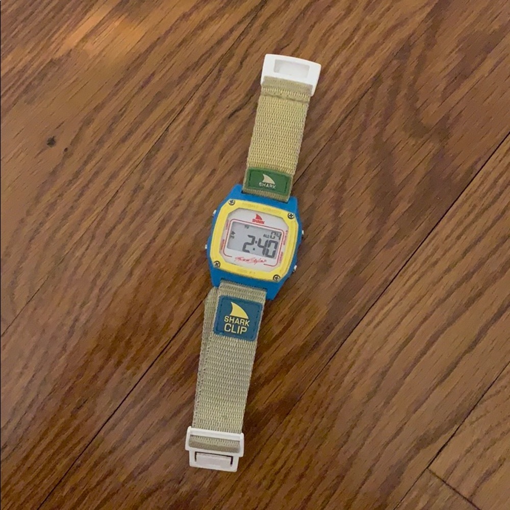 Shark clip shark leash watch